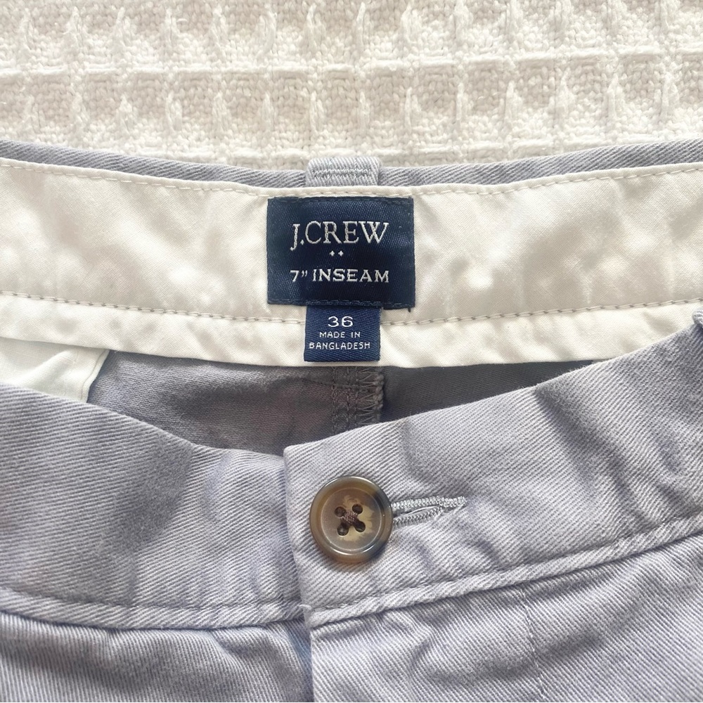 J. Crew factory 7” flex chino Shorts size 36 - Picture 2 of 6